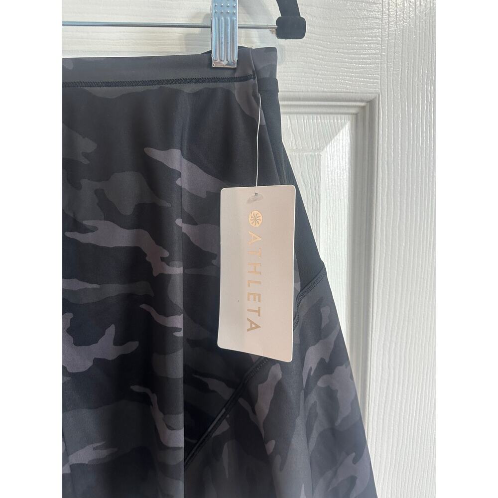 Athleta NWT Match Point Printed Skort 13.5” Black Camo Sz S Tennis Skirt - Picture 5 of 7